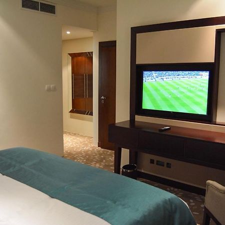 Grand Mercure Hotel Dubai Exterior photo