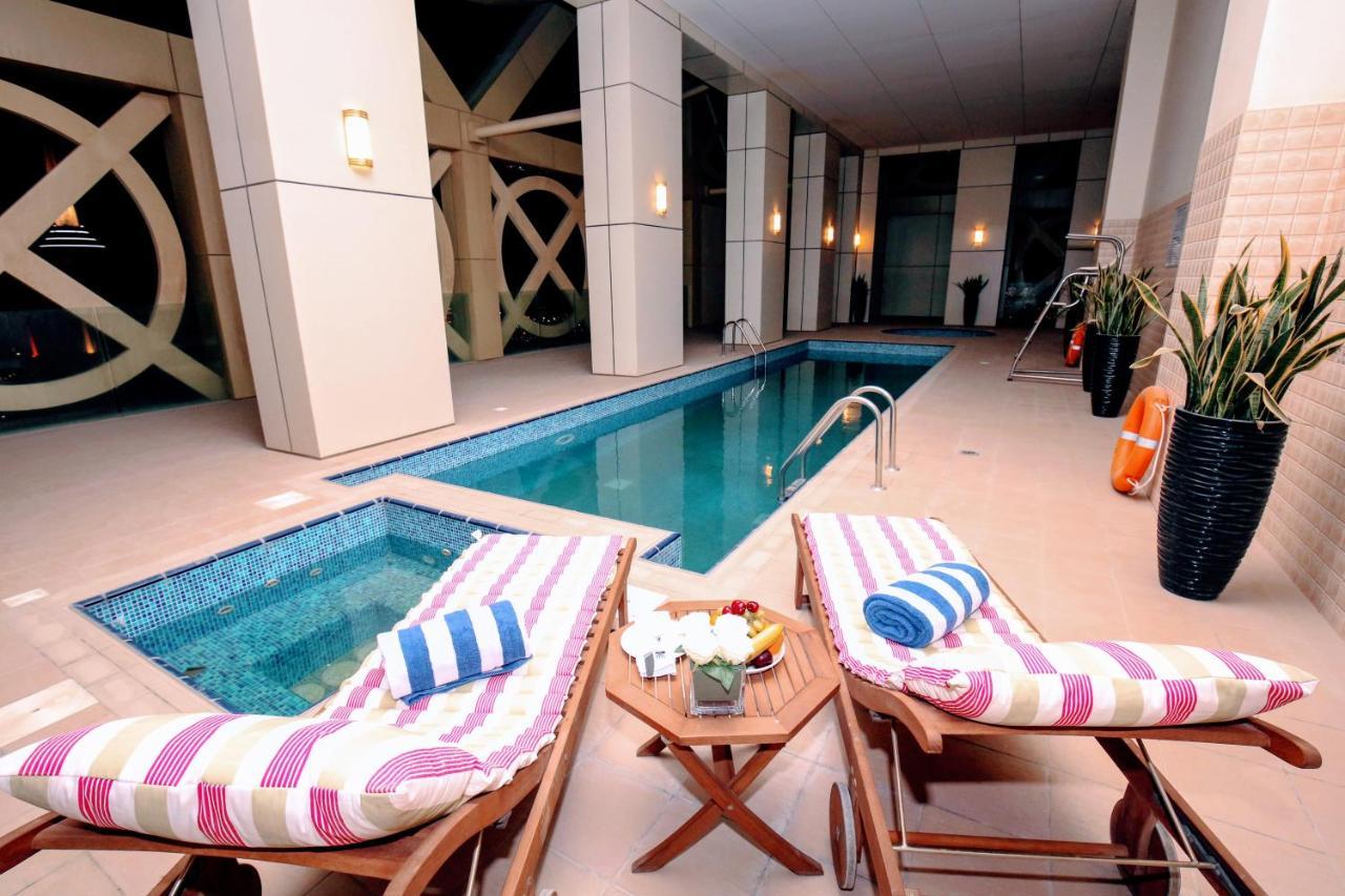 Grand Mercure Hotel Dubai Exterior photo